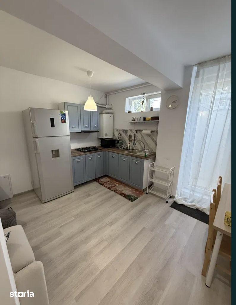 Apartament 2 camere la prima închiriere, încălzire parchet și parcare - imagine 1