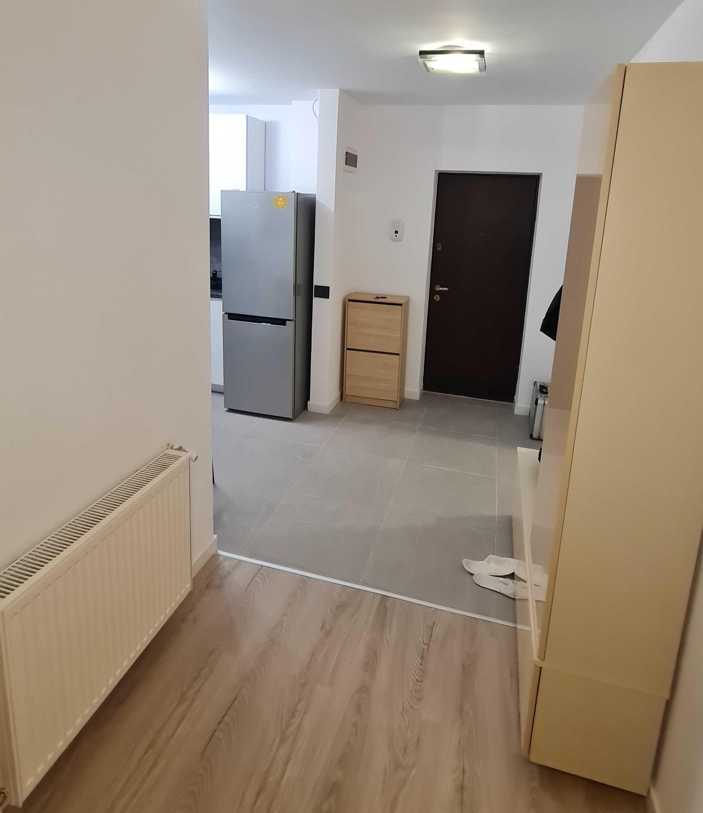 Proprietar , inchiriez 2 cam Otopeni - imagine 1