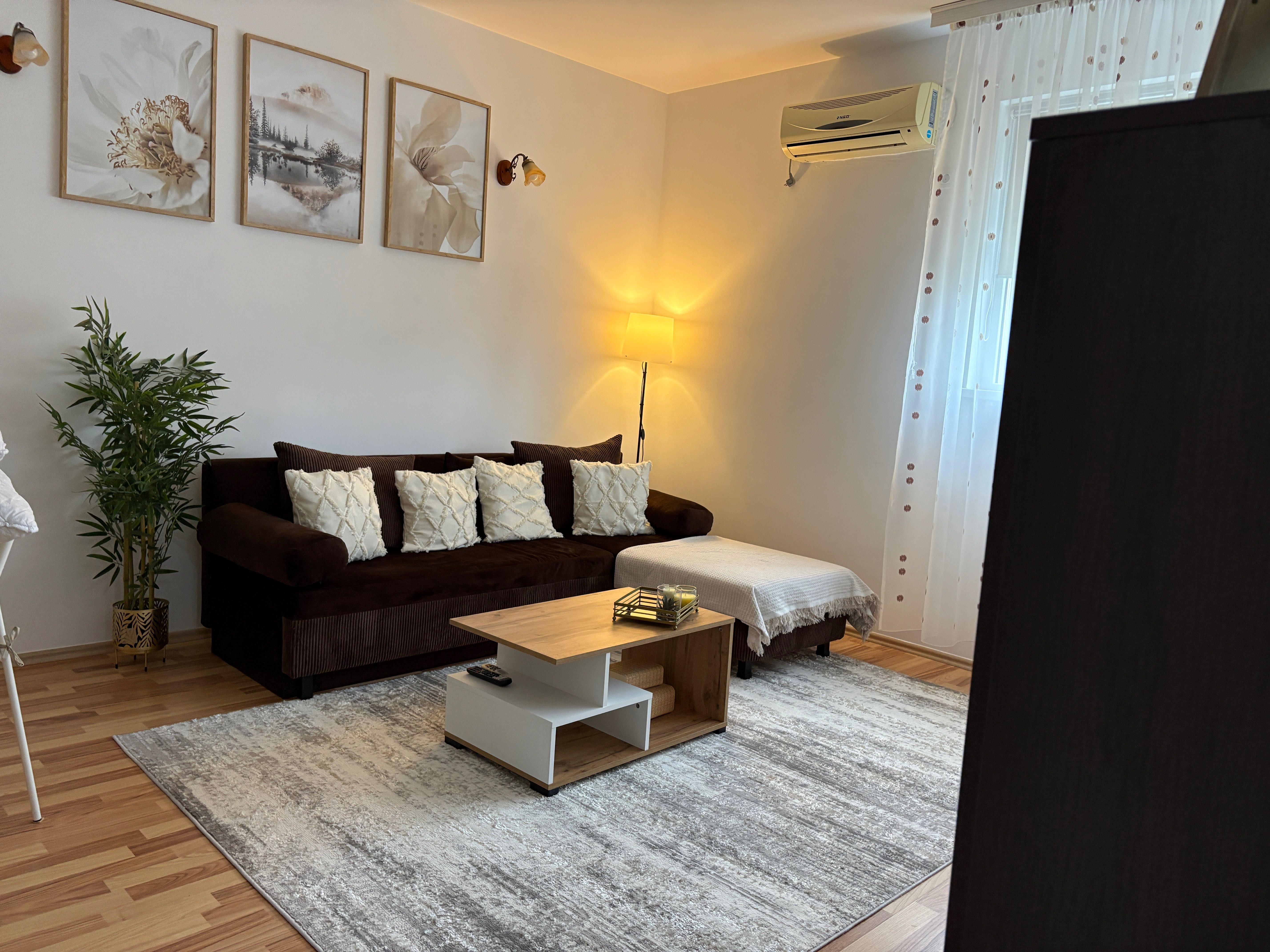 Inchiriez Apartament 2 Camere Otopeni, Calea Bucurestilor 255A bloc RNR langa hotelul Rin Airport - imagine 1