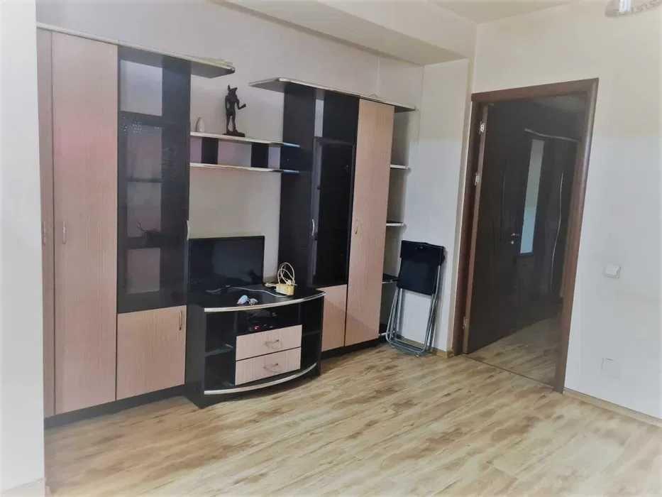 Se vinde apartament 2 camere, loc de parcare inclus, 7 min de metrou