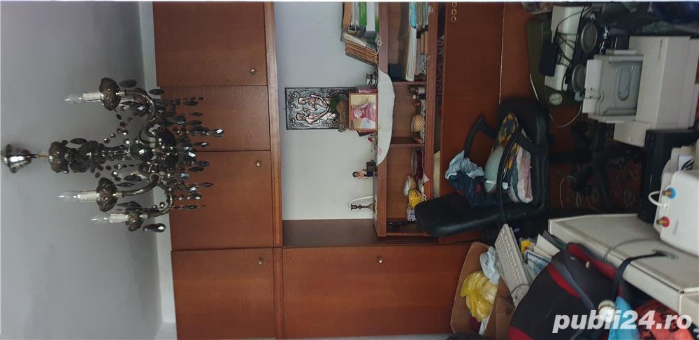 Apartament cu 3 camere