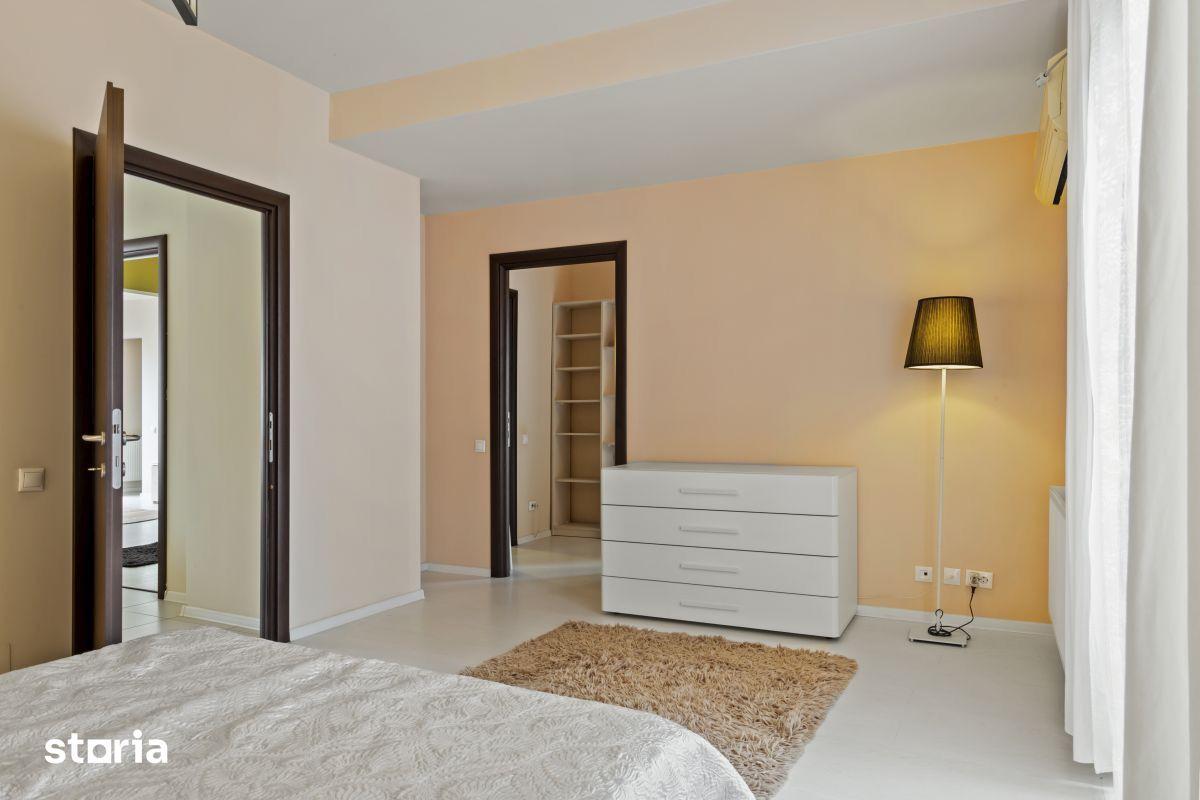 Proprietar, vand apartament 127 mp, 3 camere, garaj subteran - imagine 1