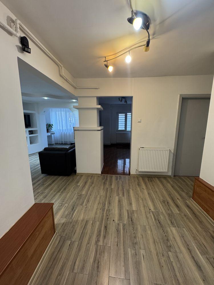 Vand apartament 3 camere Big Rolast parter - imagine 1