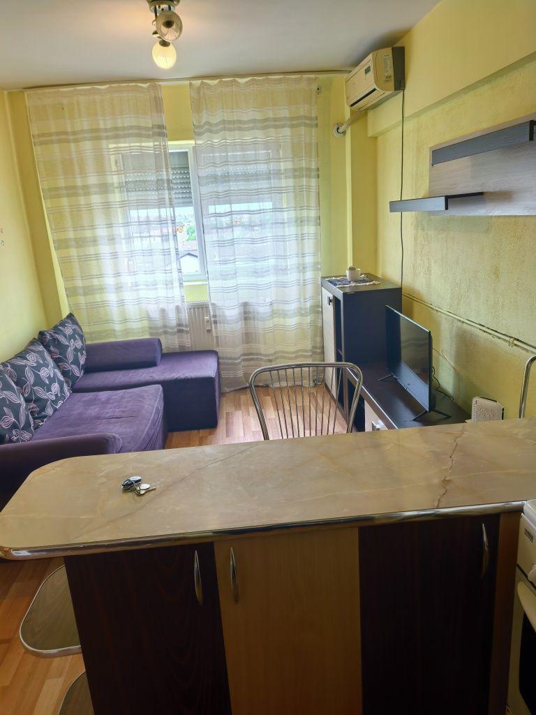 Închiriez apartament 2 camere Intim