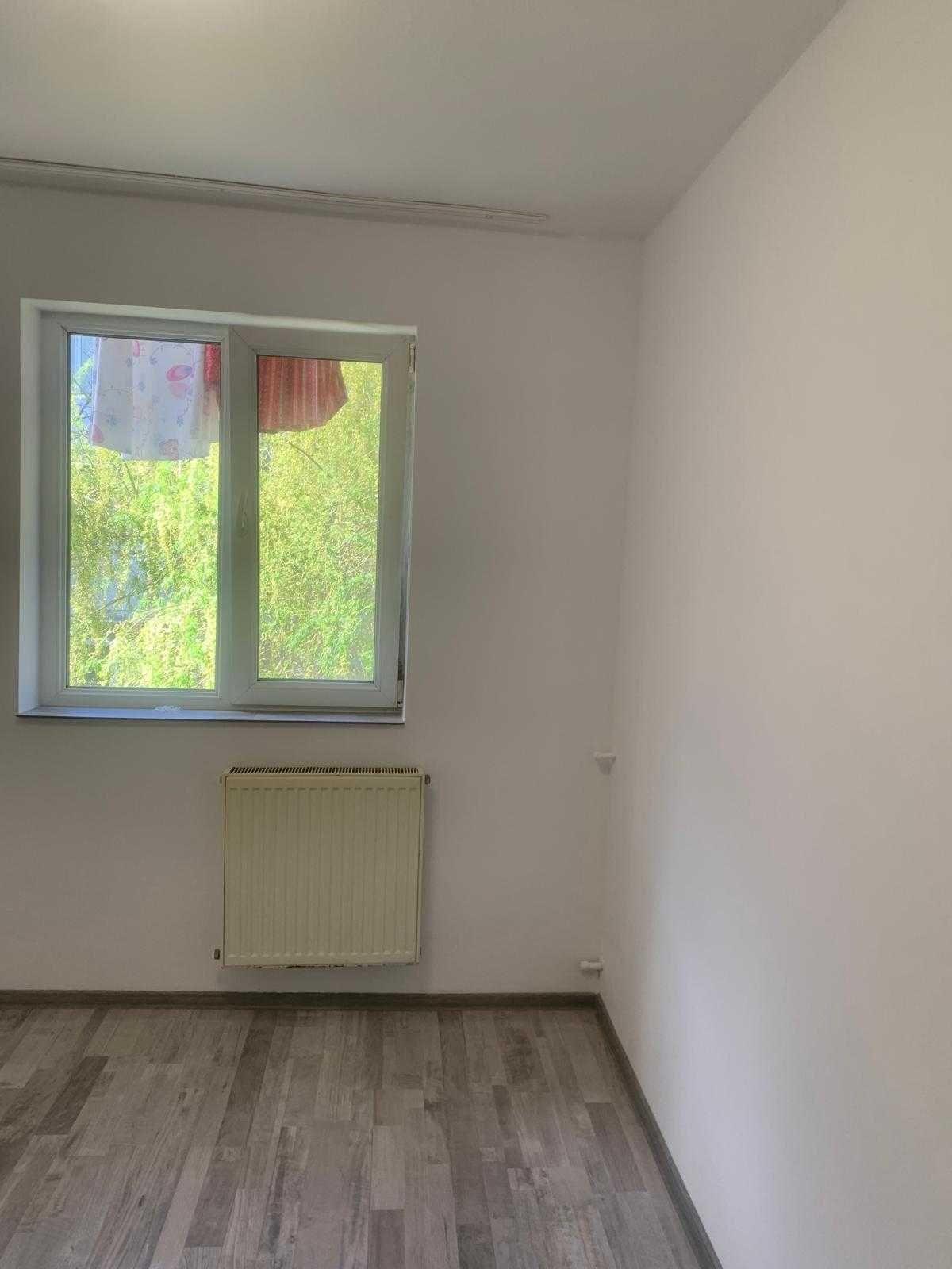 Închiriez garsonieră renovată recent - lângă liceul Sportiv