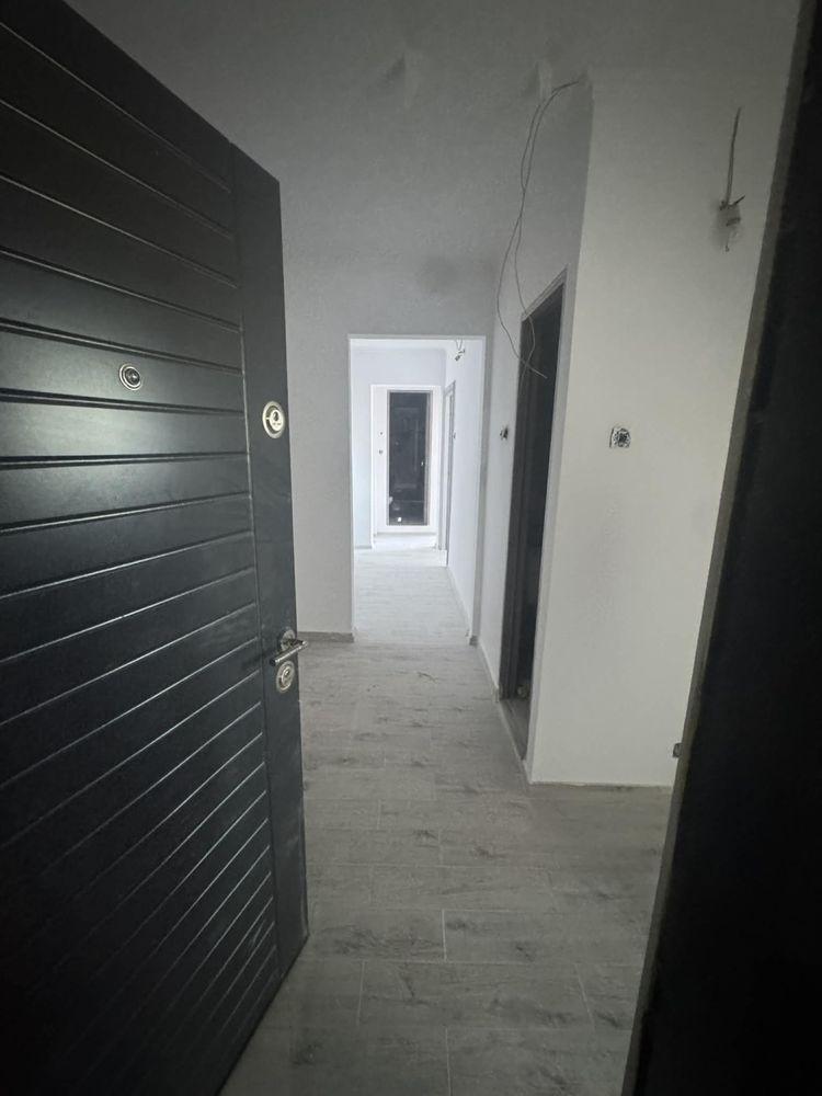Aparatament cu 3 camere de inchiriat