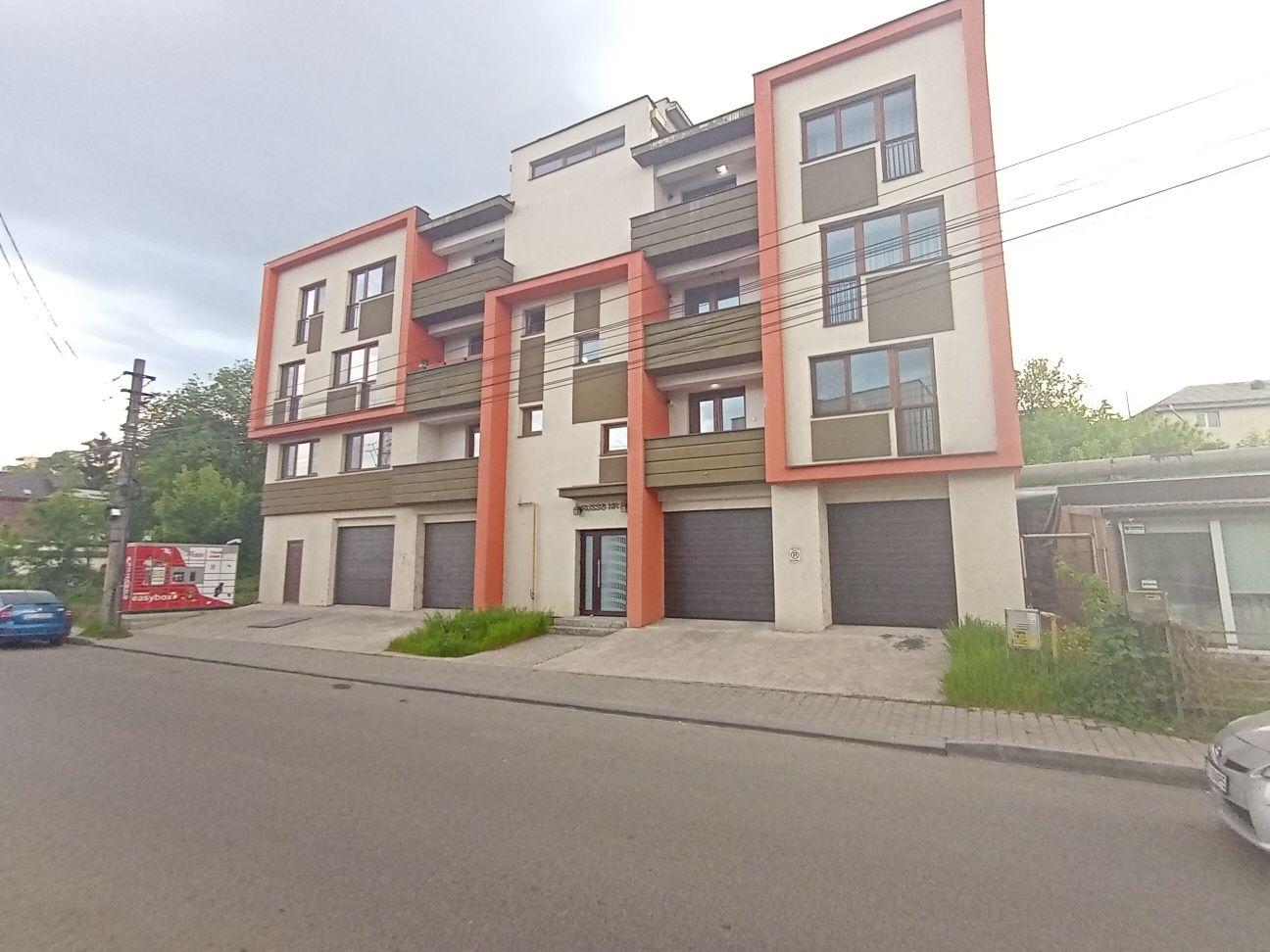 Apartament 3 camere decomandate Sala Sportului, bloc nou