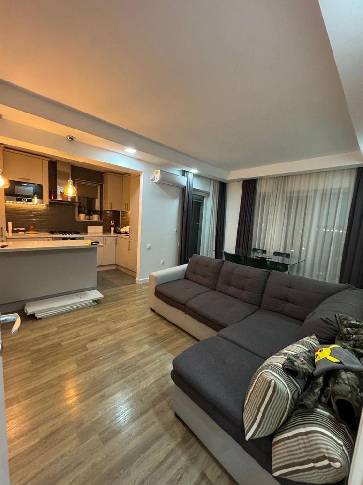 Apartament Spatios 3 camere Cosmopolis - imagine 1