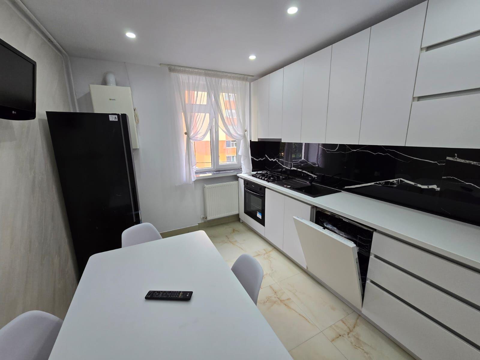 Inchiriez ap.2 camere