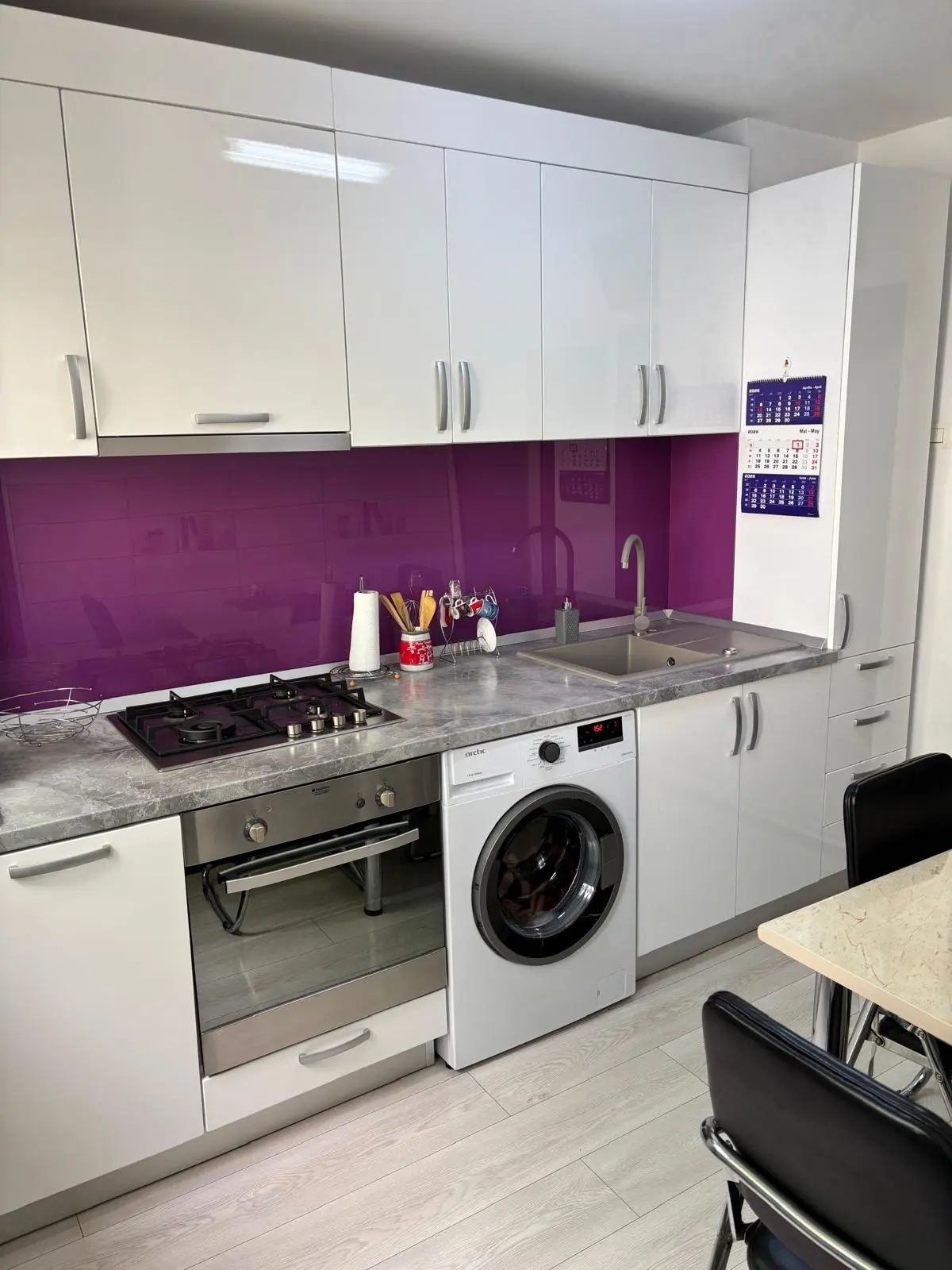 Apartament 3 camere,etaj 1,Tiglina 1 - imagine 1