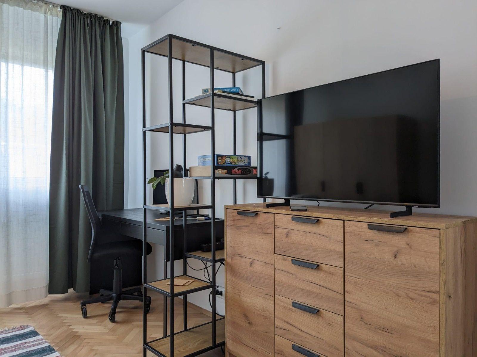 Apartament 2 camere, bucatarie cu loc de luat masa, 2 balcoane, Grigorescu - imagine 1