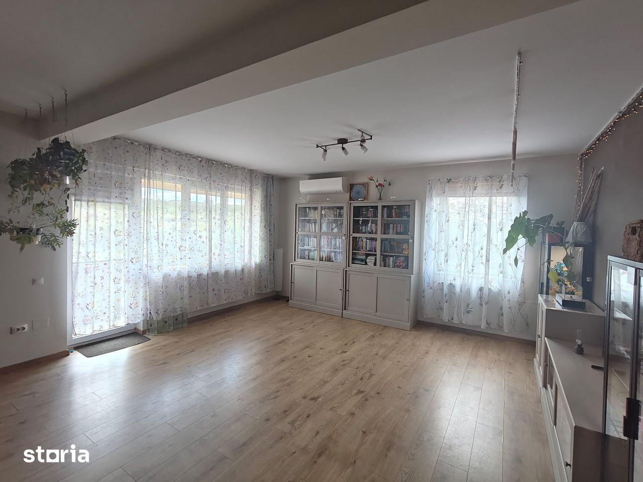 Apartament 3 camere, 117mp, 2 locuri parcare, boxa, zona Mihai Romanul - imagine 1