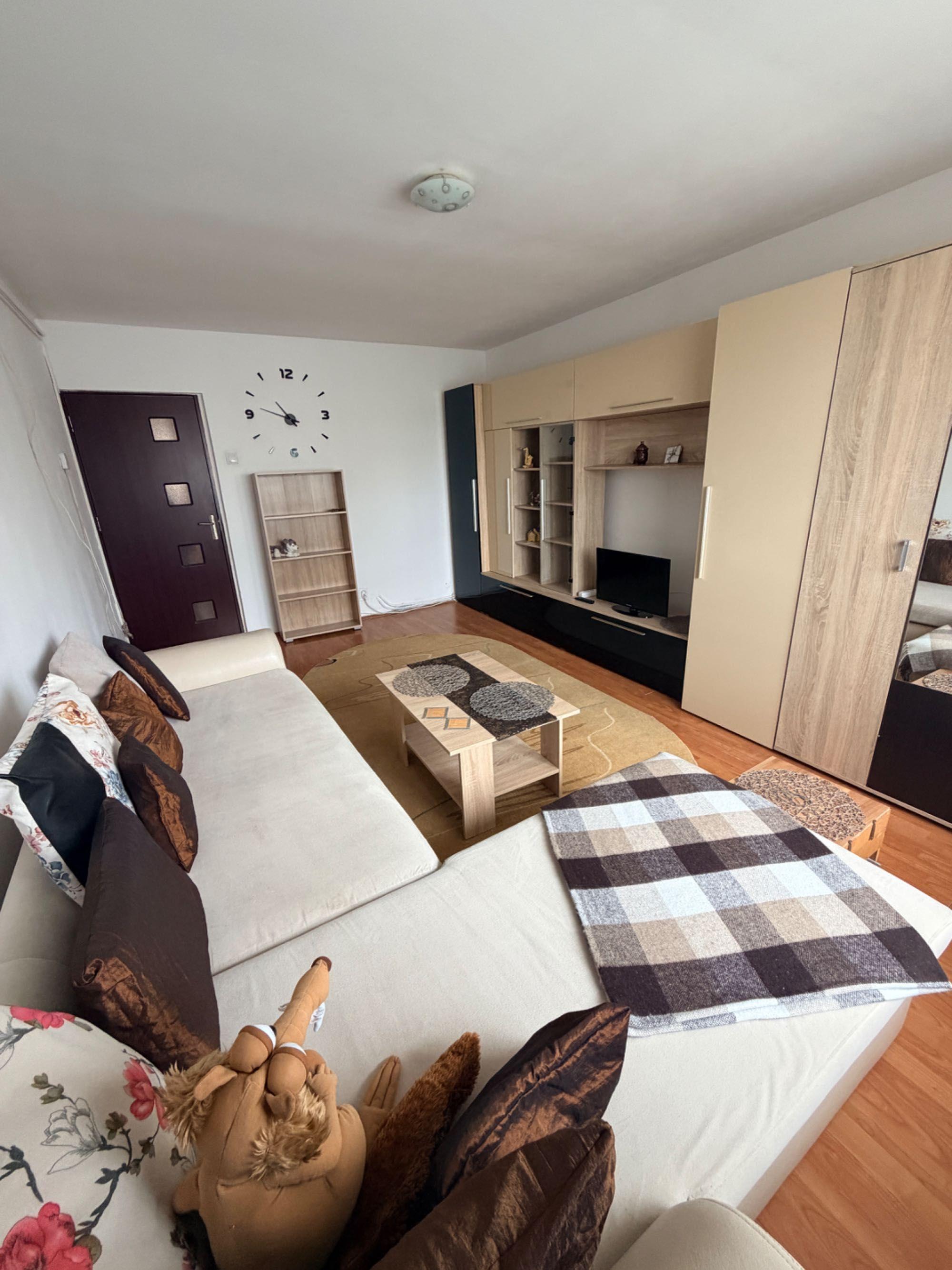 Închiriere apartament