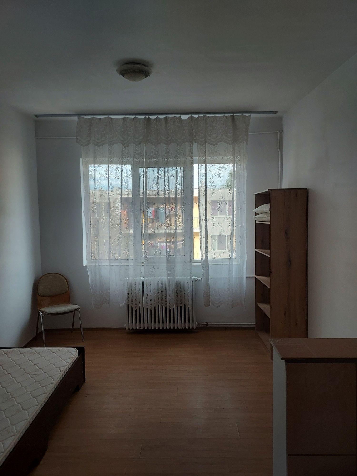Vind camera de cămin (garsoniera) - imagine 1