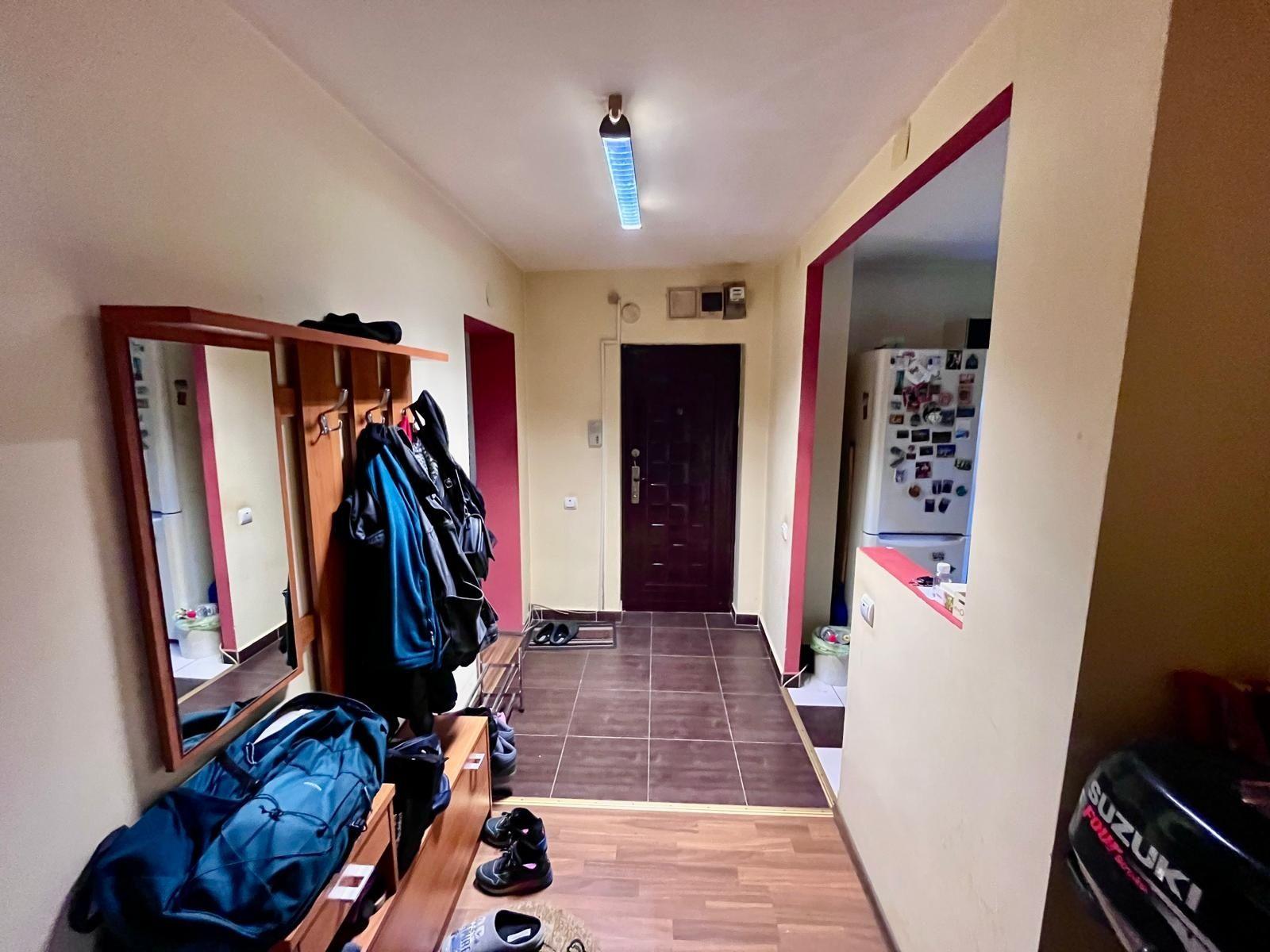 Apartament 3 camere decomandat Craiter