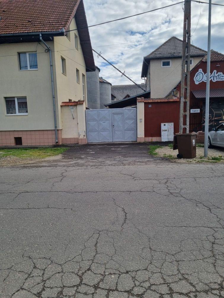 Închiriez spațiu pentru producție alimentară in SÂNPETRU - Brașov