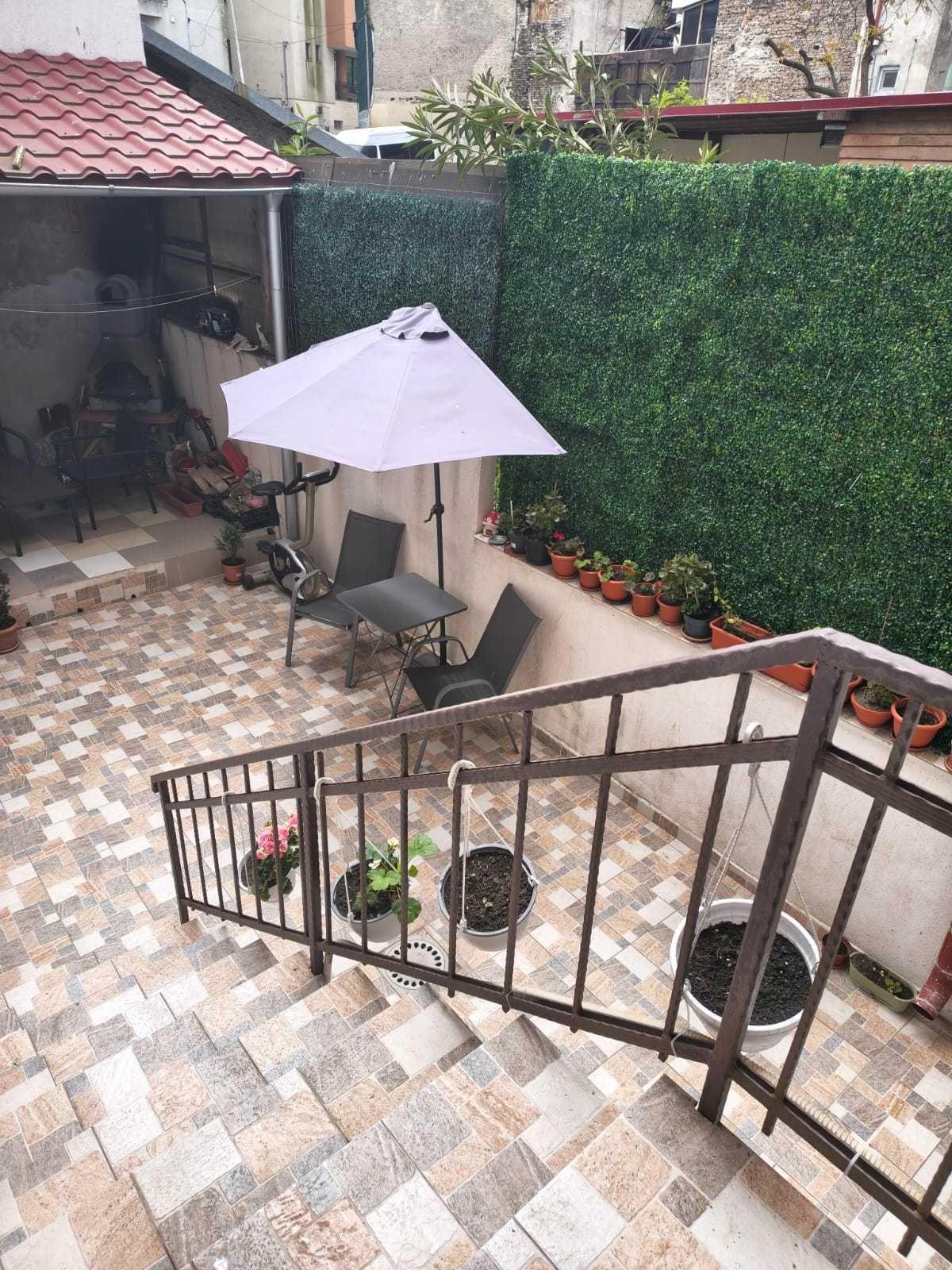 Apartament cu 2 camere in zona Peninsula - imagine 1