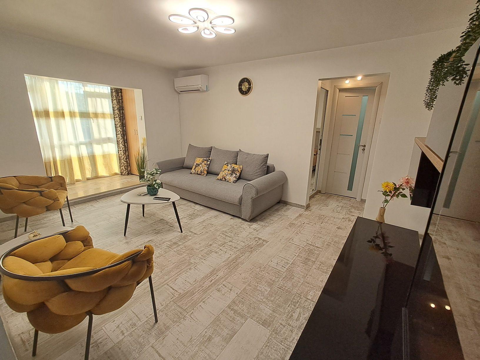 Închiriez apartament - imagine 1