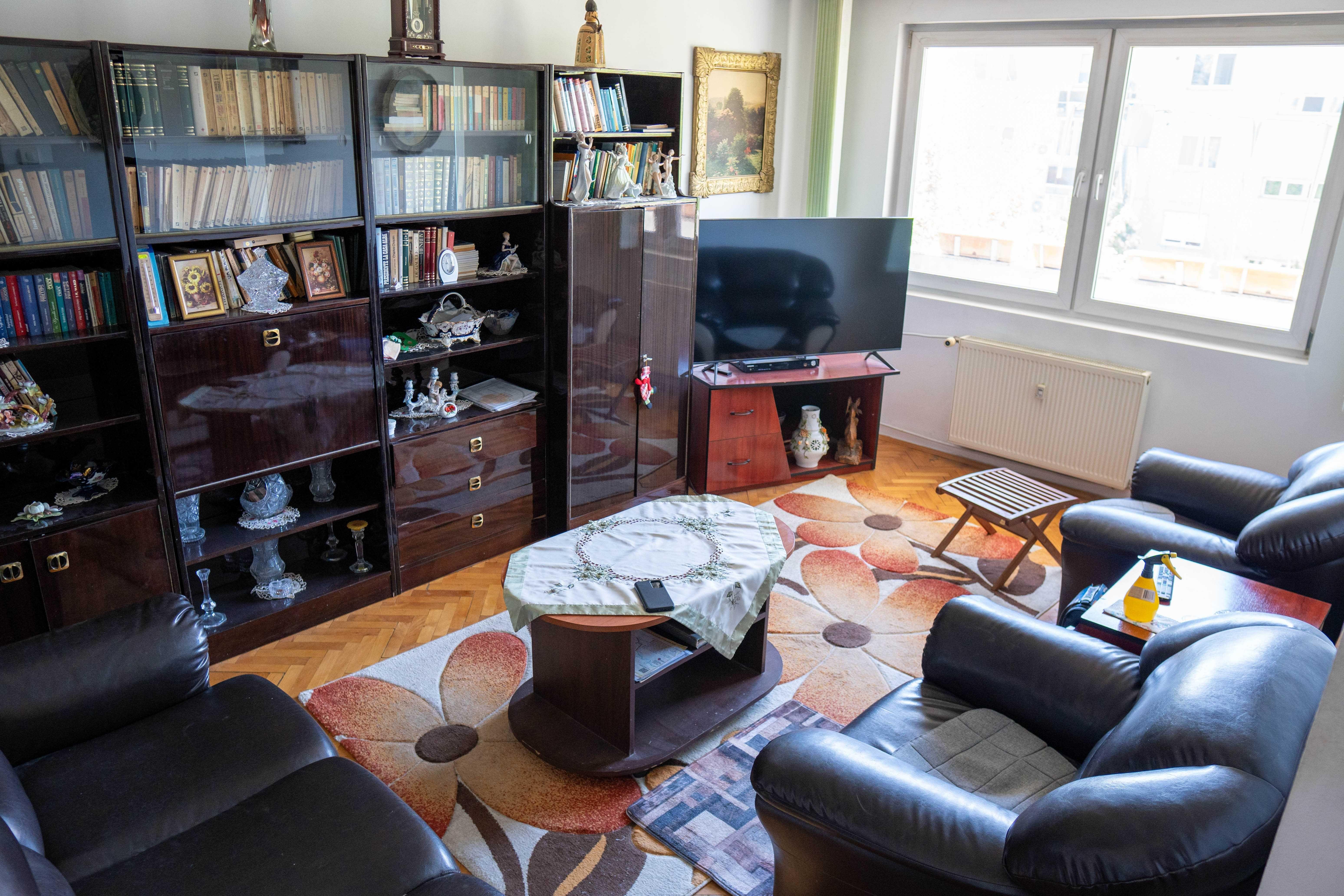 Apartament 3 camere b-dul Dacia