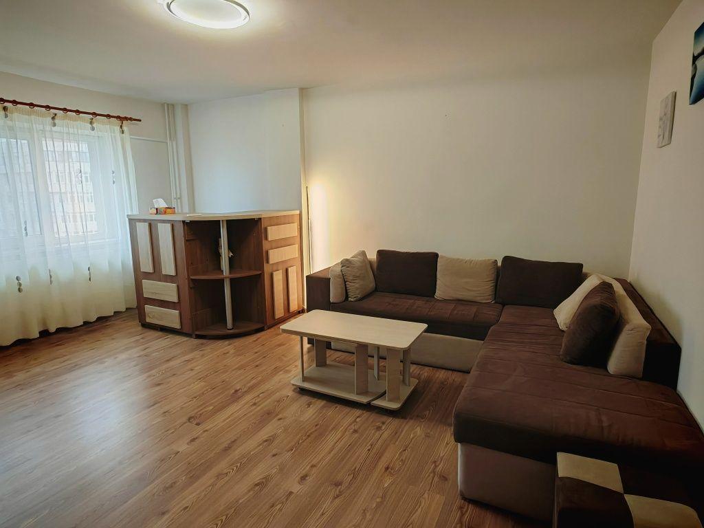 Închiriez apartament 2 camere ultracentral
