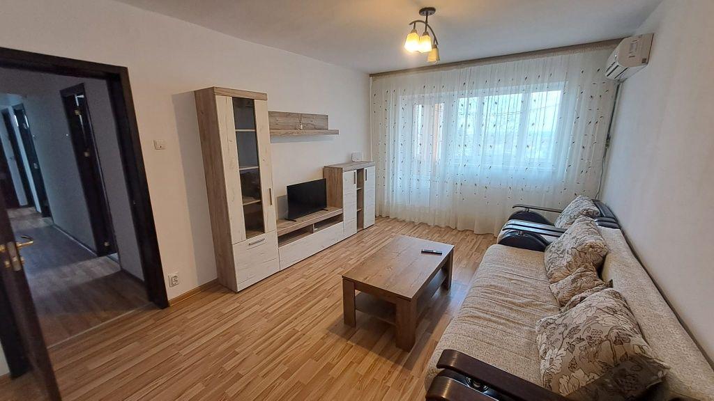 Apartament 3 camere de închiriat – Bulevardul București - imagine 1