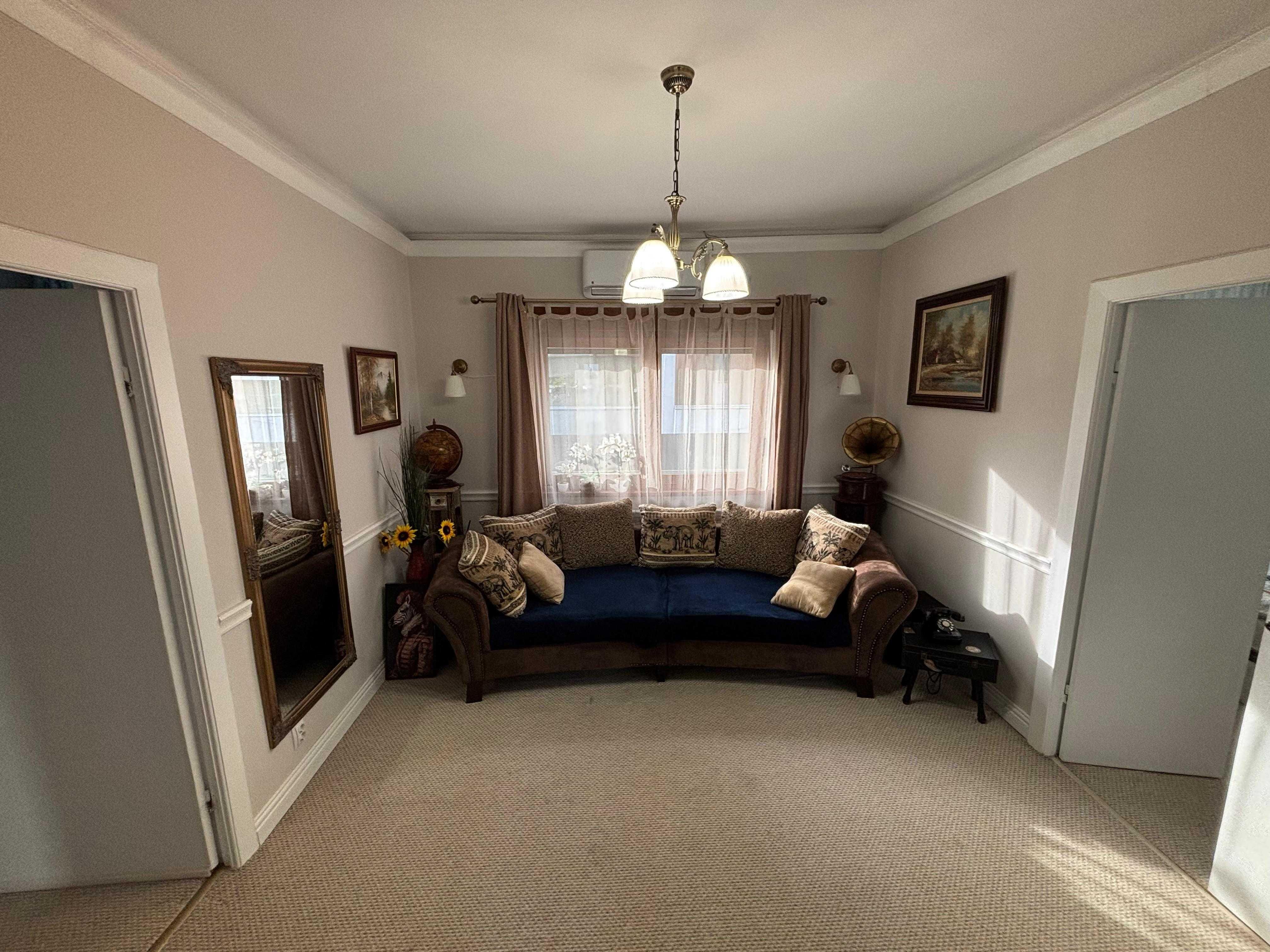 Inchiriez apartament 3 camere Victoriei Kiseleff 1 Mai vila etaj 1 intrare separata mobilat premium proprietar - imagine 1