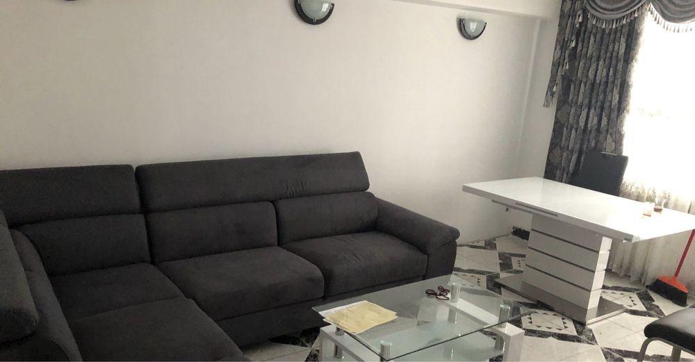 De închiriat Apartament 3 Camere Zona moșilor - imagine 1