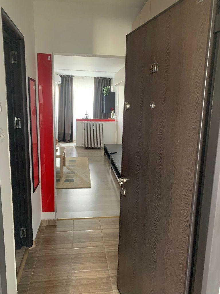 Proprietar închiriez garsoniera moderna  Titan - imagine 1