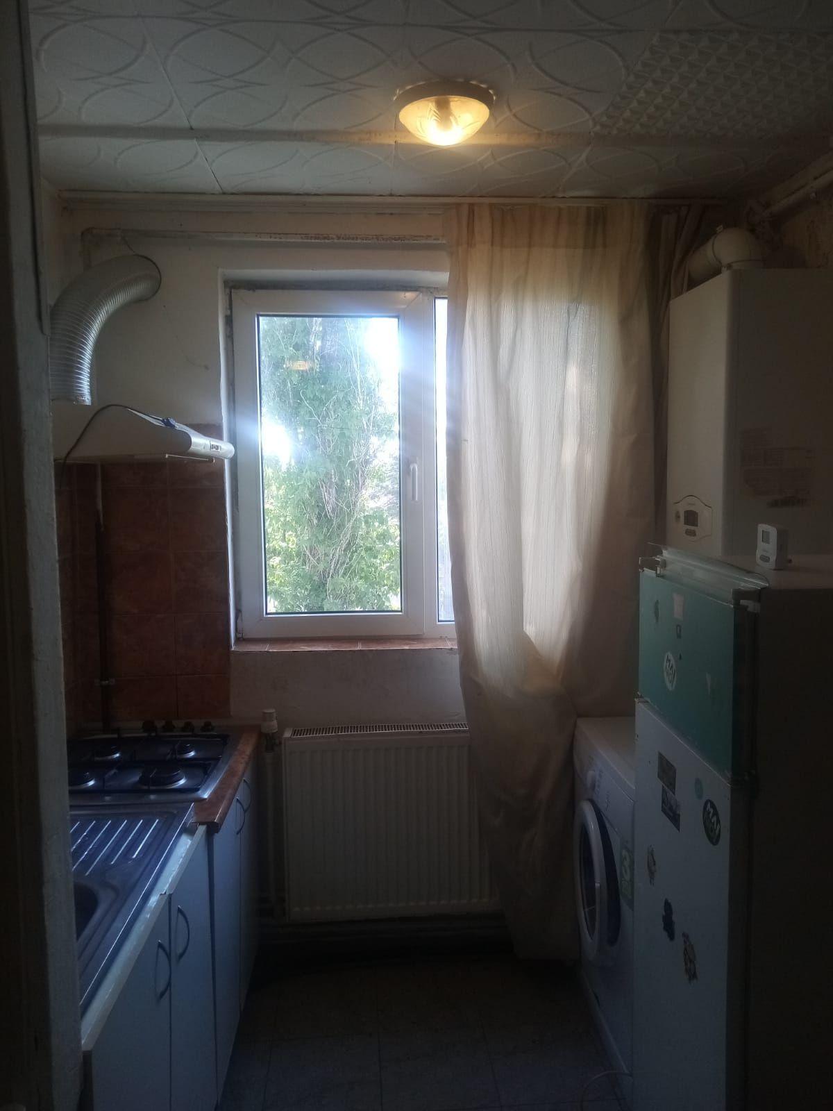 Proprietar închiriez garsonieră confort 3 Ferentari Aleea Livezilor gaze trase centrală termică proprie