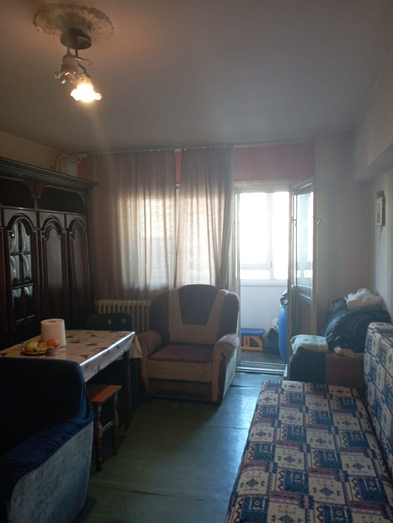 Apartament 3 camere - imagine 1