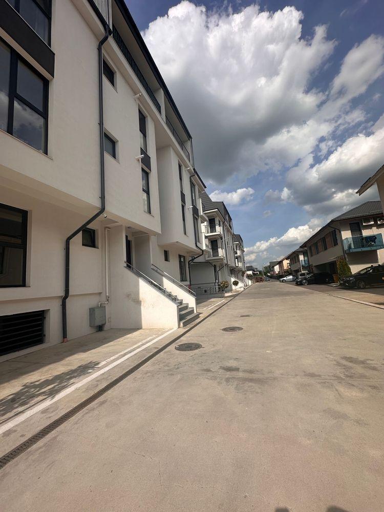 Apartament 3 camere, Otopeni-central - imagine 1