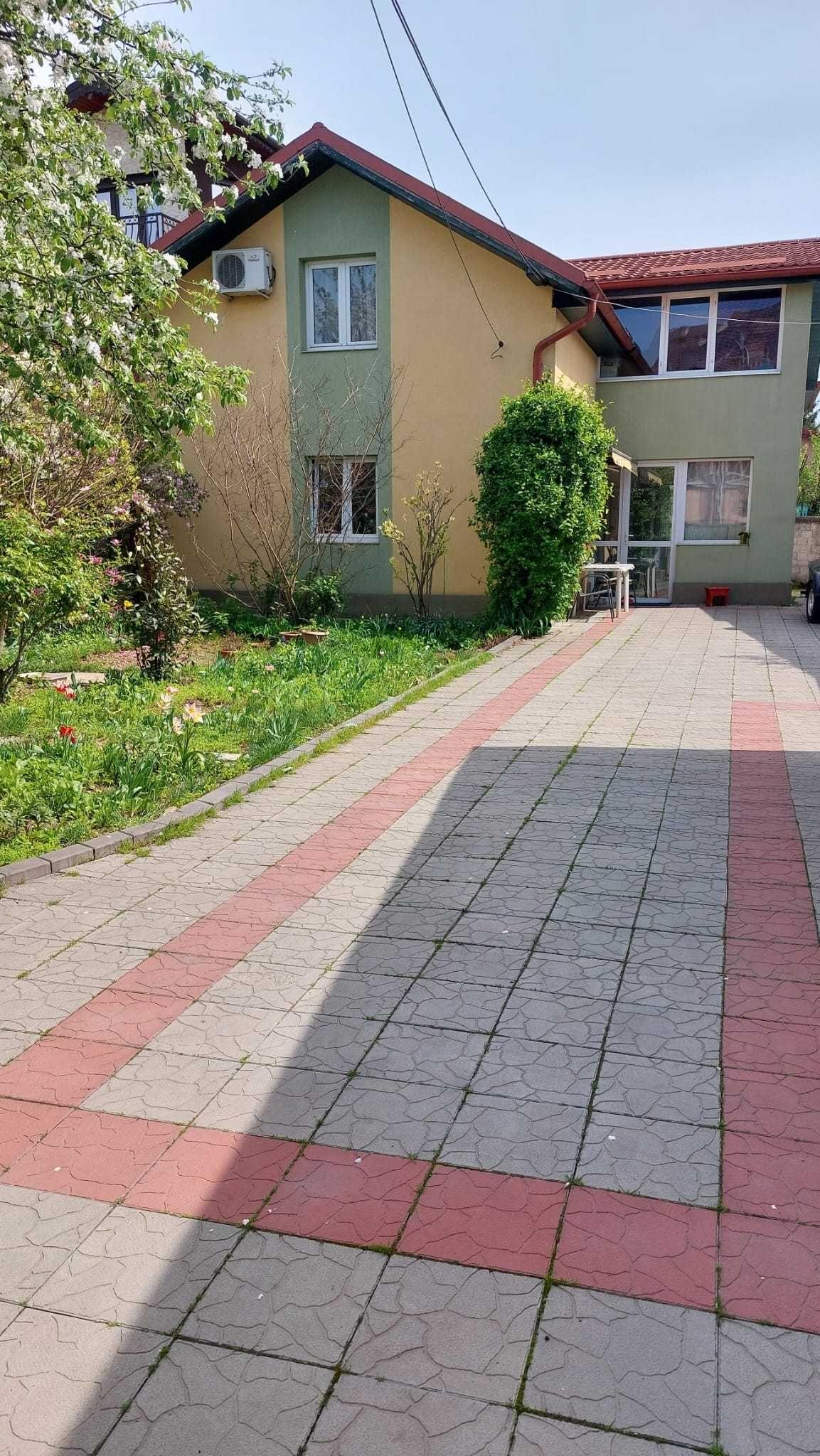 De vanzare in Popesti Leordeni aproape de Primarie (direct proprietar)