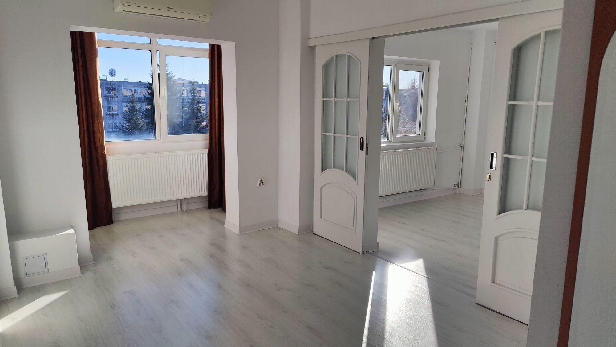 Proprietar vând partament cu două camere Trivale - imagine 1