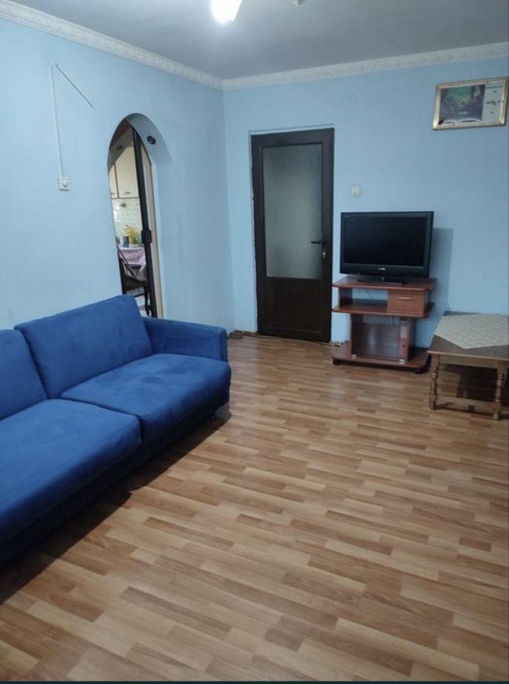 Vand apartament 2 camere