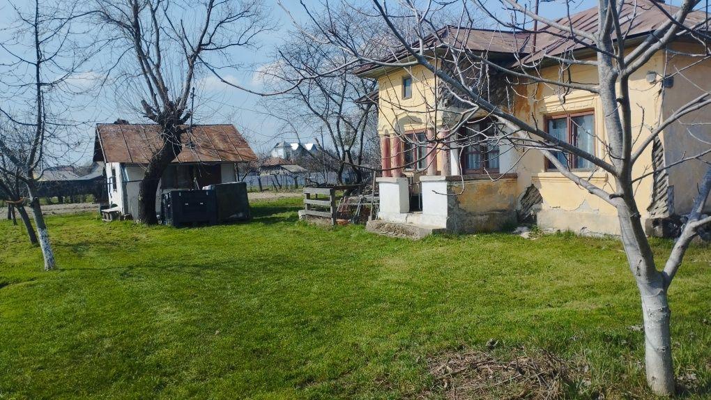 Vând casa bătrânească plus 1425 mp teren,Oarja,Arges - imagine 1