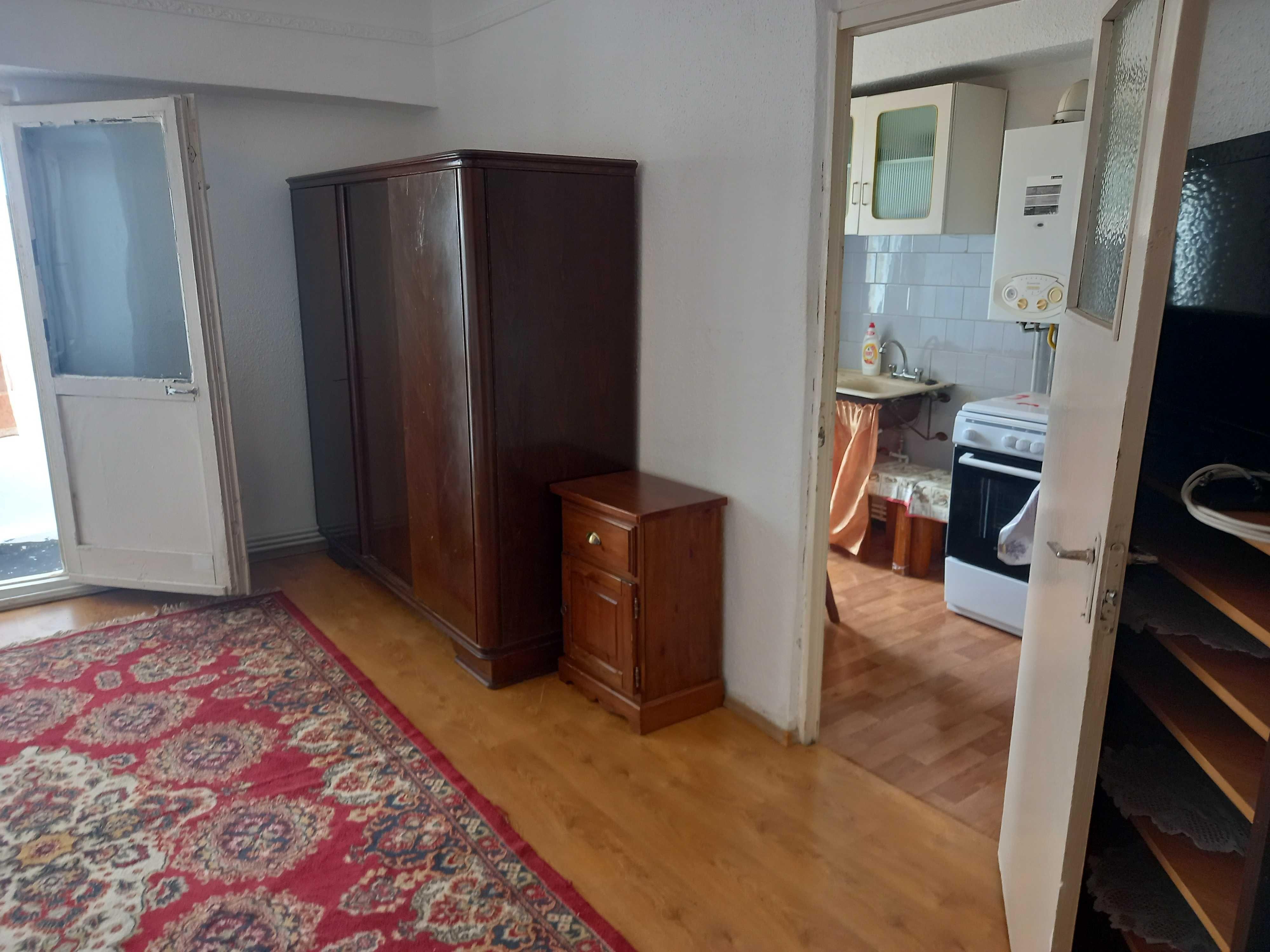 Inchiriez apartament 1 camera pasaj O Bancila-Pacurari