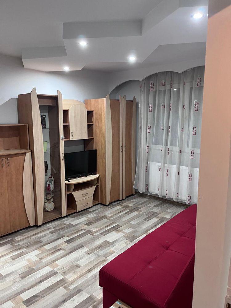 Inchiriez apartament 2 camere - imagine 1