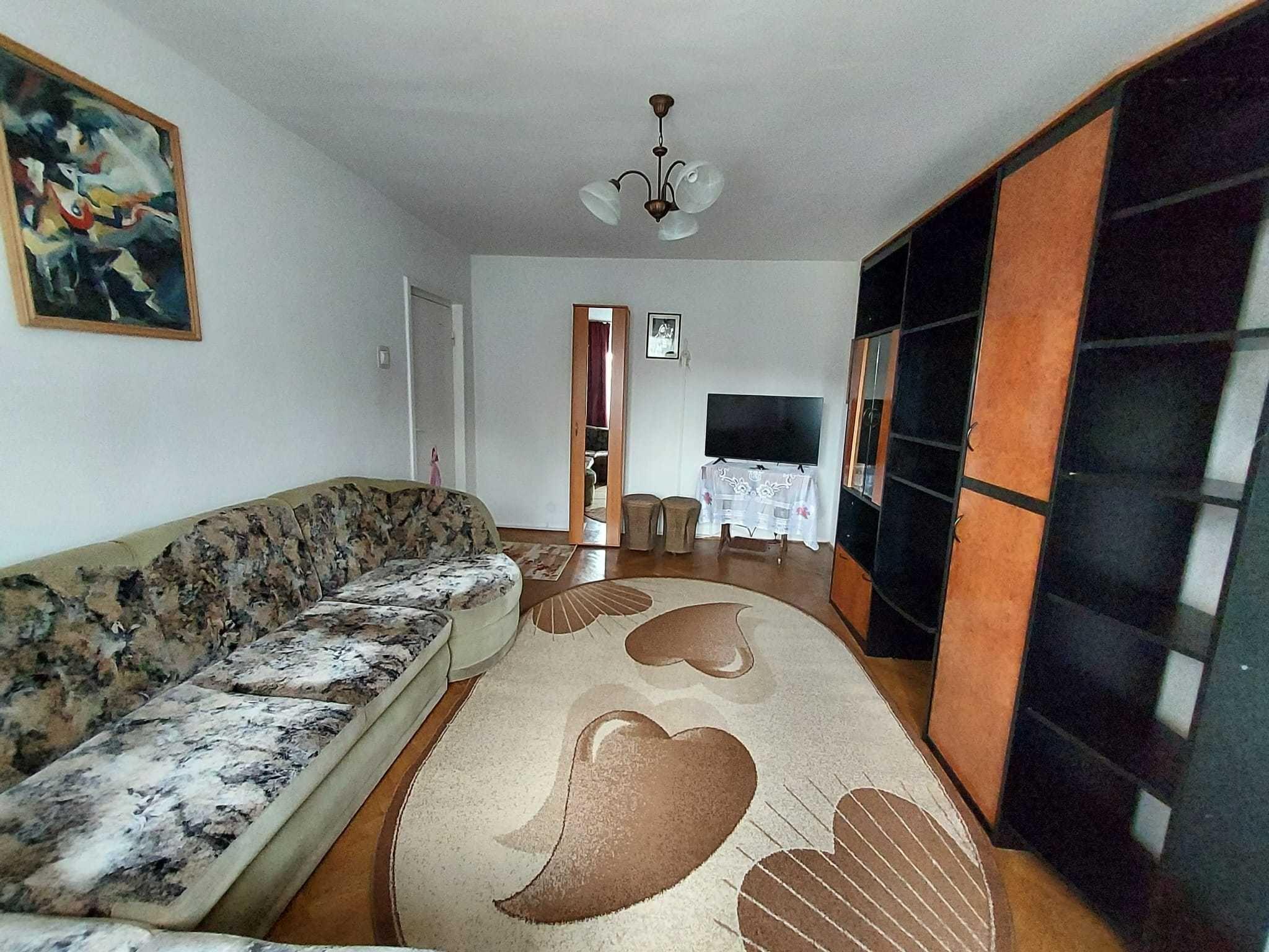 Proprietar-Inchiriez Ap. 3 cam. dec. Cireșica, et.1 - imagine 1