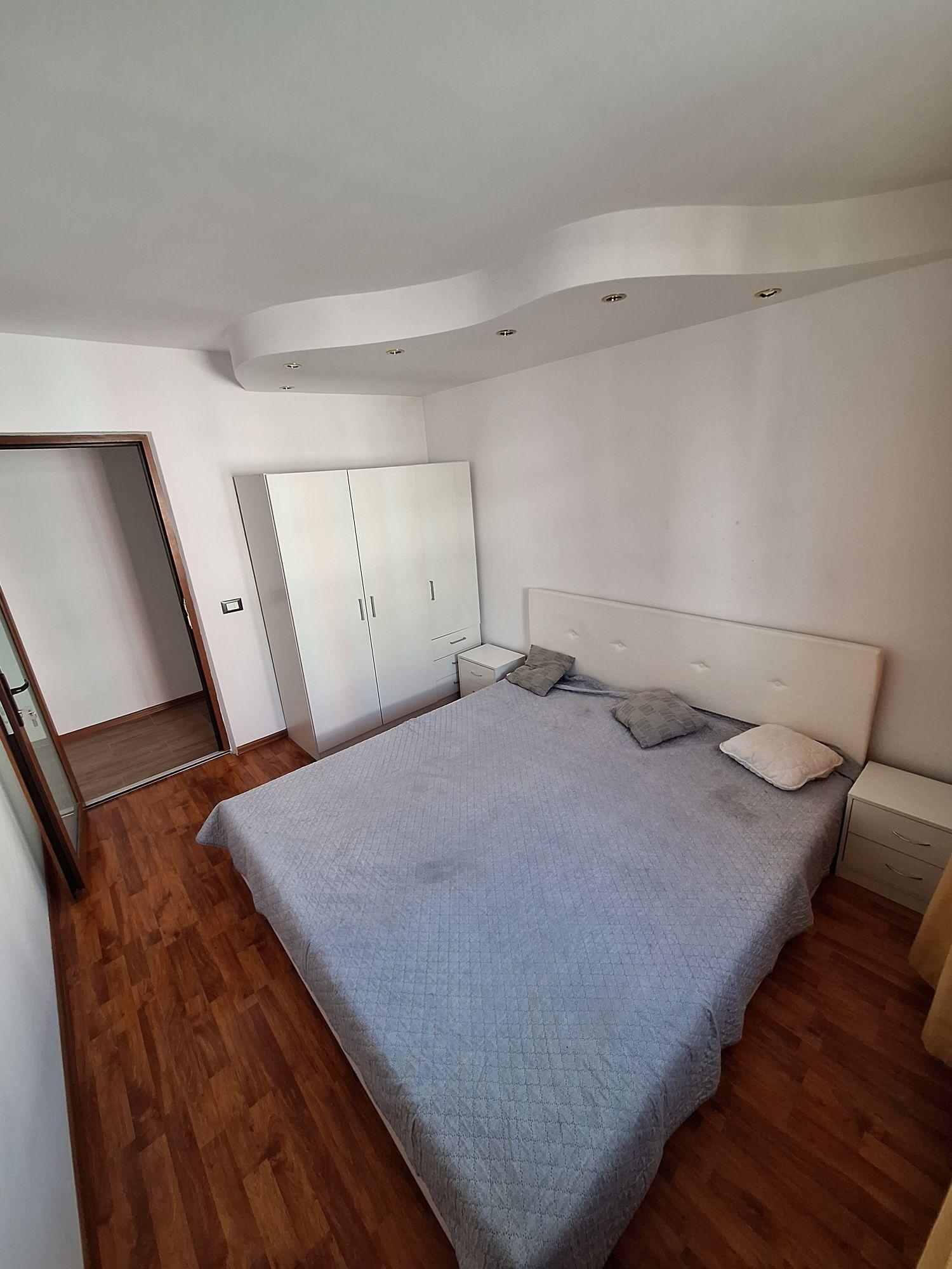 Închiriez apartament 3 camere! - imagine 1