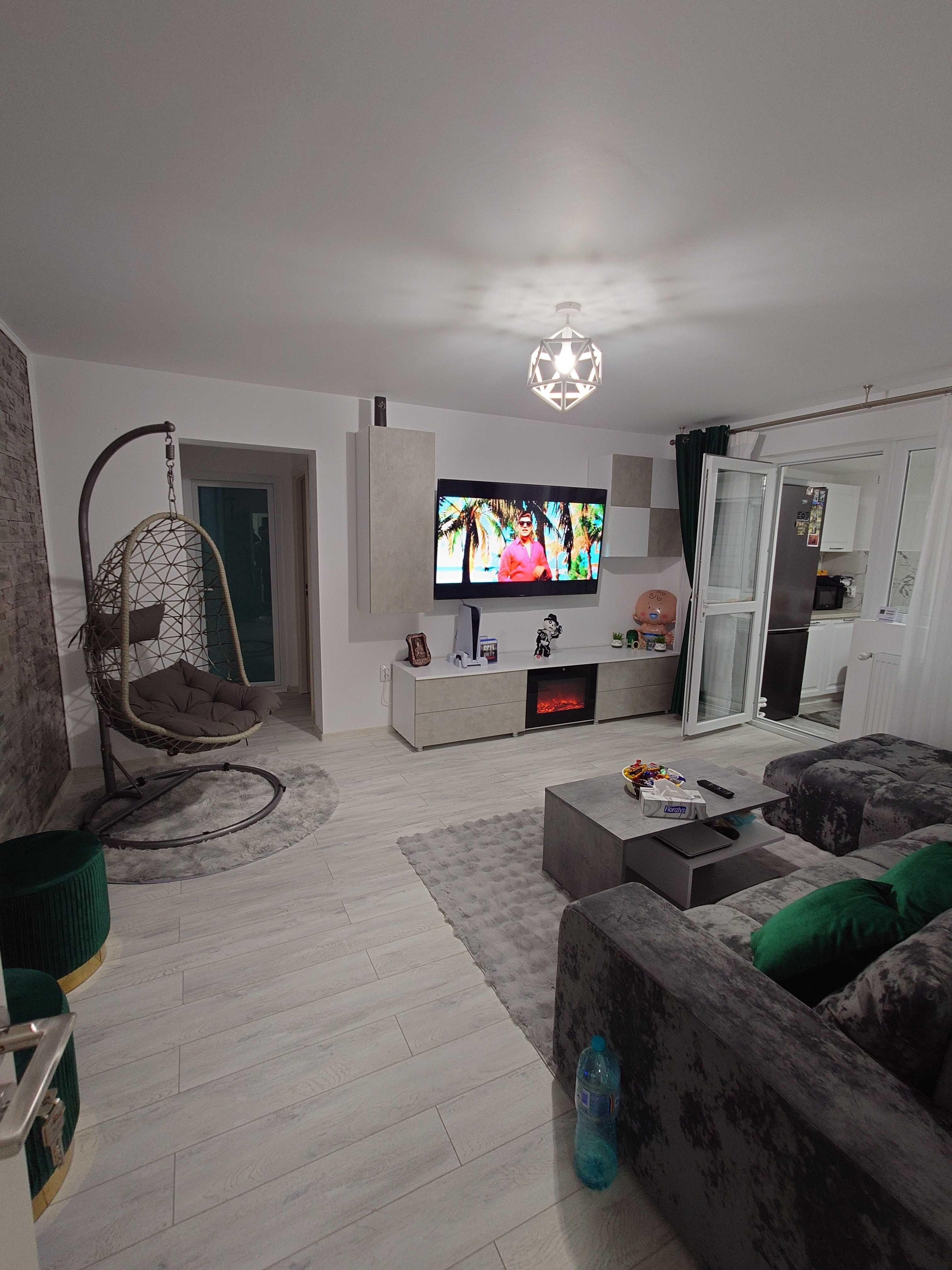 Apartament Mobilat+Utilat,3 camere Târgoviște M11