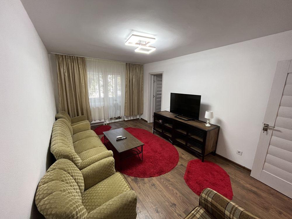 Inchiriez apartament micro6