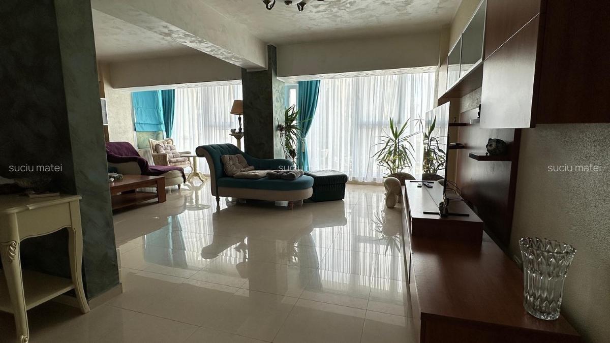 APARTAMENT 3 CAMERE IN PENINSULA CU VEDERE DIRECTA LA MARE, DE VANZARE - imagine 1