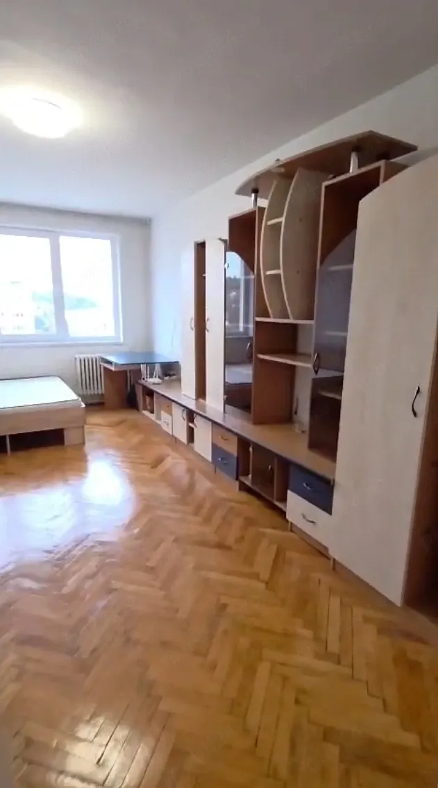 VÂNZARE Apartament 2 camere decomandat Str. Donath - imagine 1