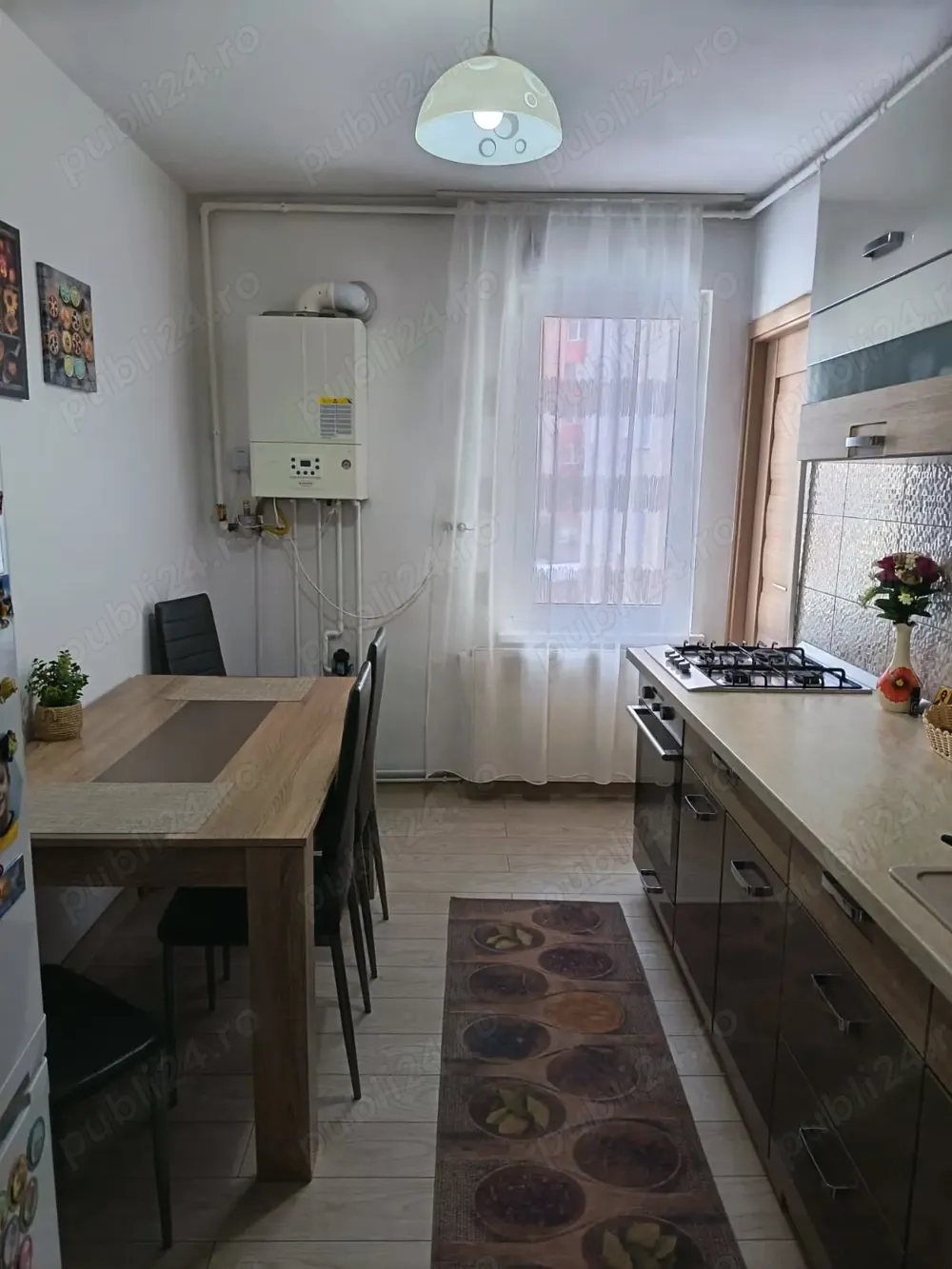 Vand apartament cu 3 camere - imagine 1