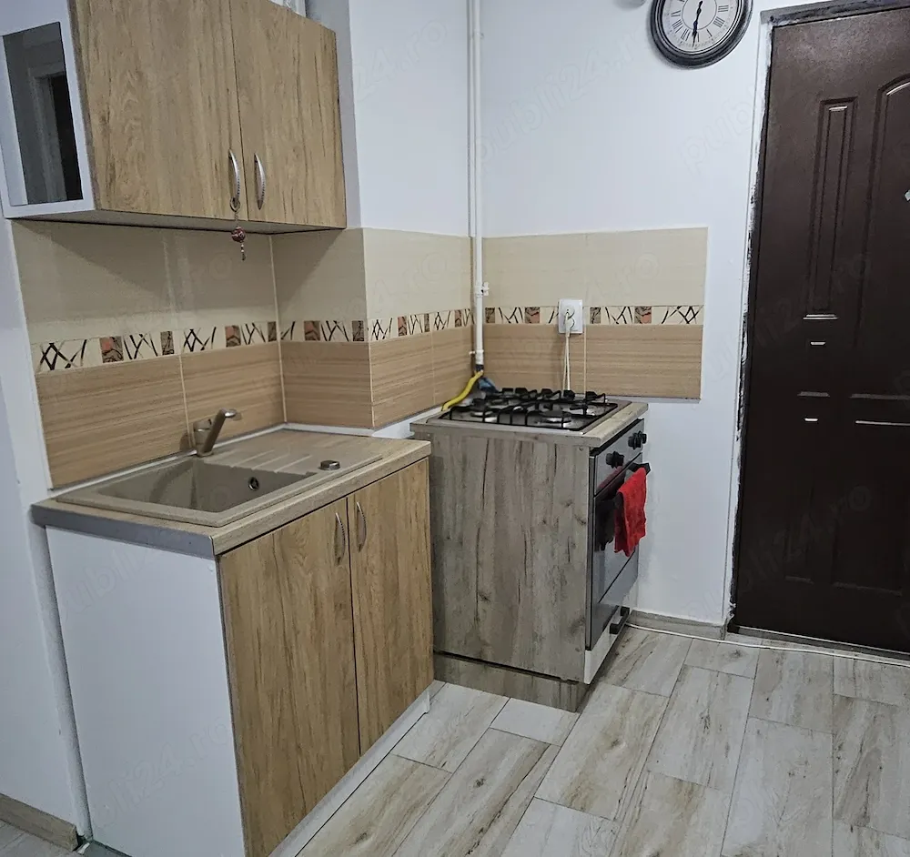 Vand apartament 2 camere - imagine 1