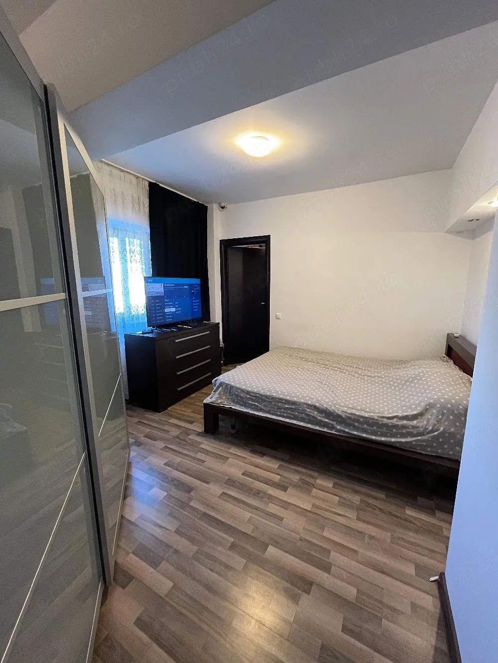 Apartament de vanzare - imagine 1