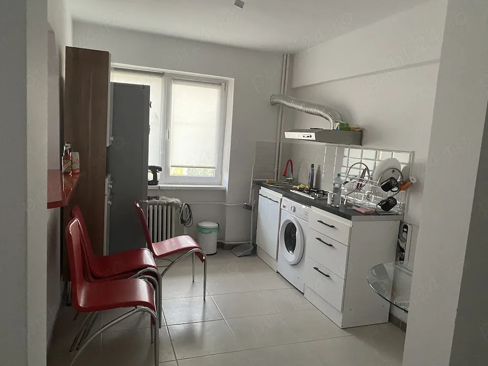 Vand apartament cu 2 camere in zona peninsulara a Constantei - imagine 1