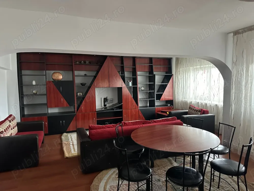 Apartament 4 camere transformat 3 camere McDonalds - Piata Centrala cu loc de parcare - imagine 1