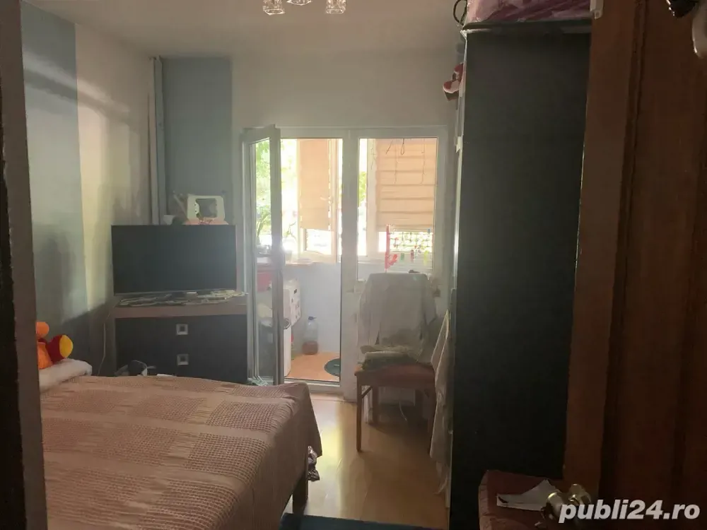 vand apartament - imagine 1