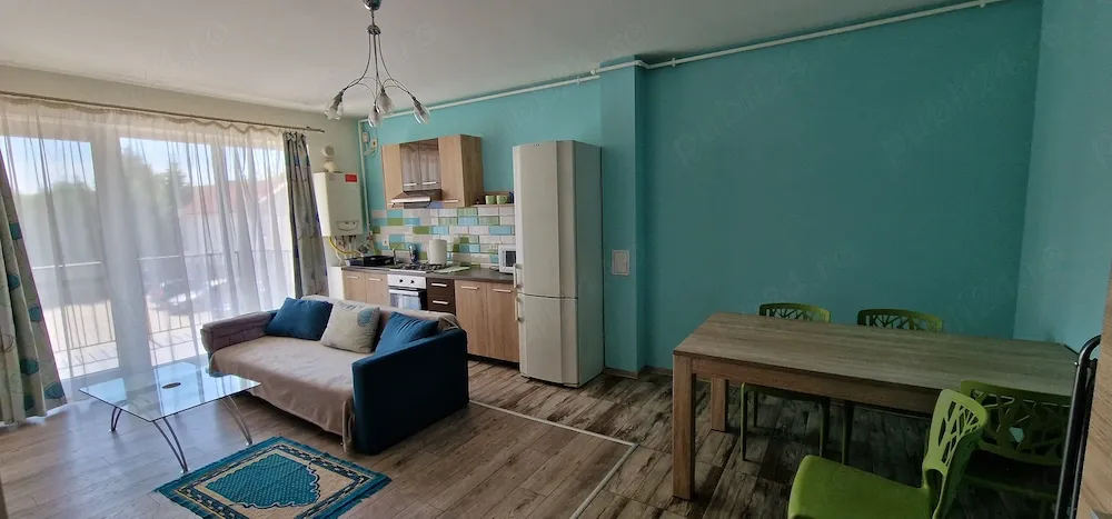vând apartament 2 camere - imagine 1